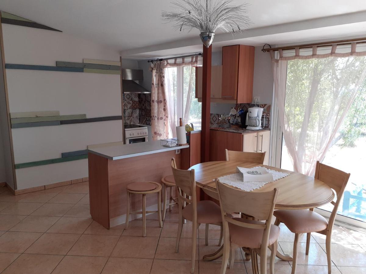 Masticha Village Apartments & Studios Monolia Bagian luar foto