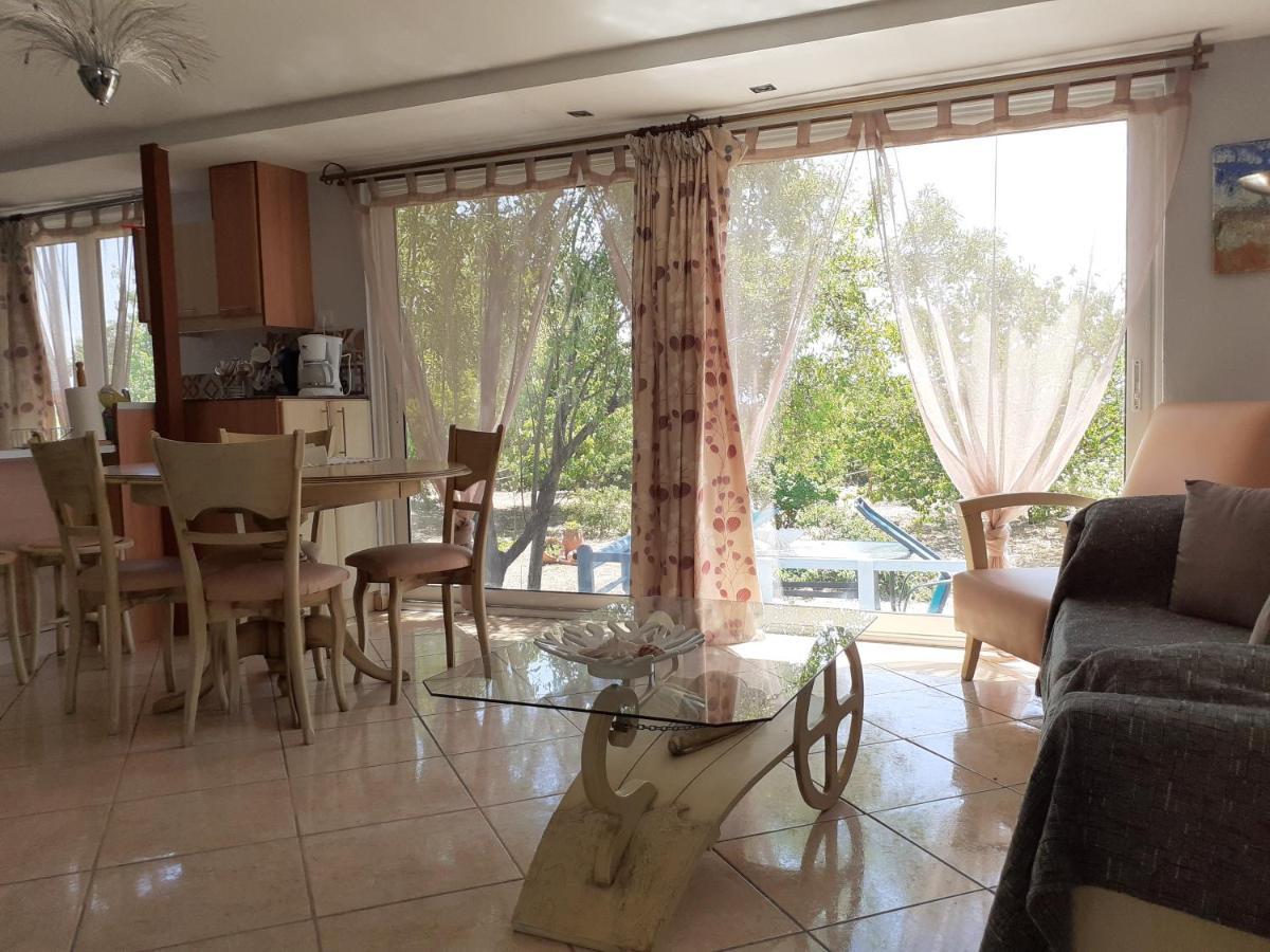 Masticha Village Apartments & Studios Monolia Bagian luar foto